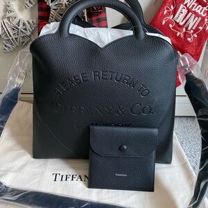 Tiffany & Co Return to Tiffany black Heart bag TikTok Viral large